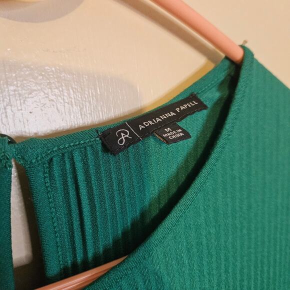 Adrianna Papell Irish Green Size Medium M Ribbed Pleated Blouse Polyester - Picture 4 of 11
